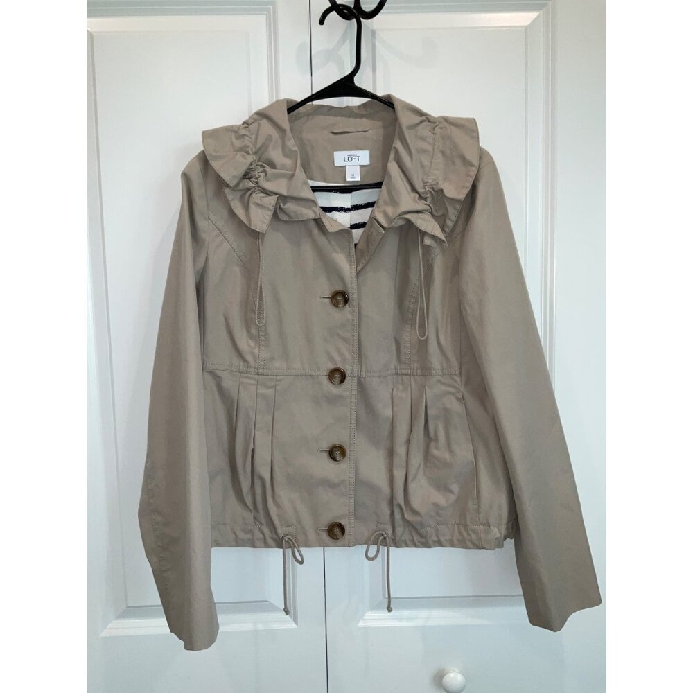 Ann Taylor LOFT Khaki Women's jacket size Medium - Picture 2 of 8